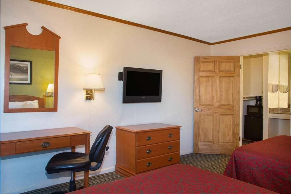 Economy Hotel Wichita- Florence St Ngoại thất bức ảnh